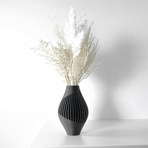 3D-printed vase | AKU